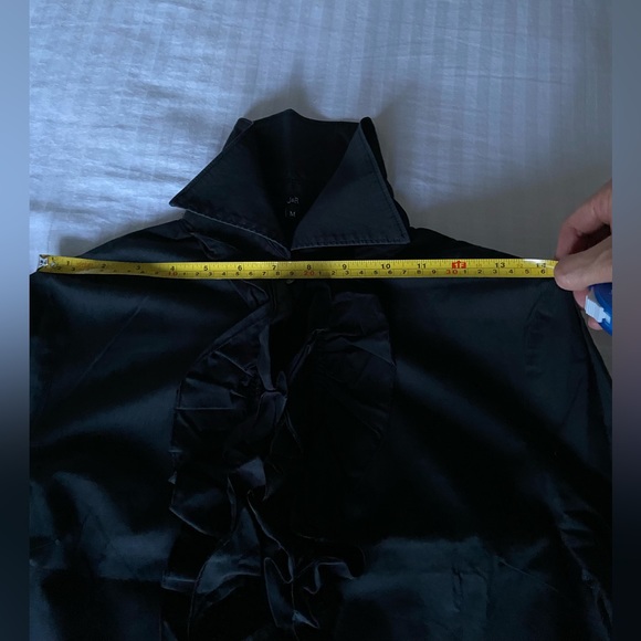 2/$25💙Women’s black French cuff long-sleeve shirt (Vtg) - Picture 9 of 14